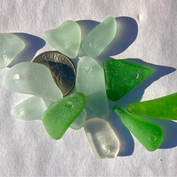 Sea Glass Vintage Beads - Picture 3 of 5